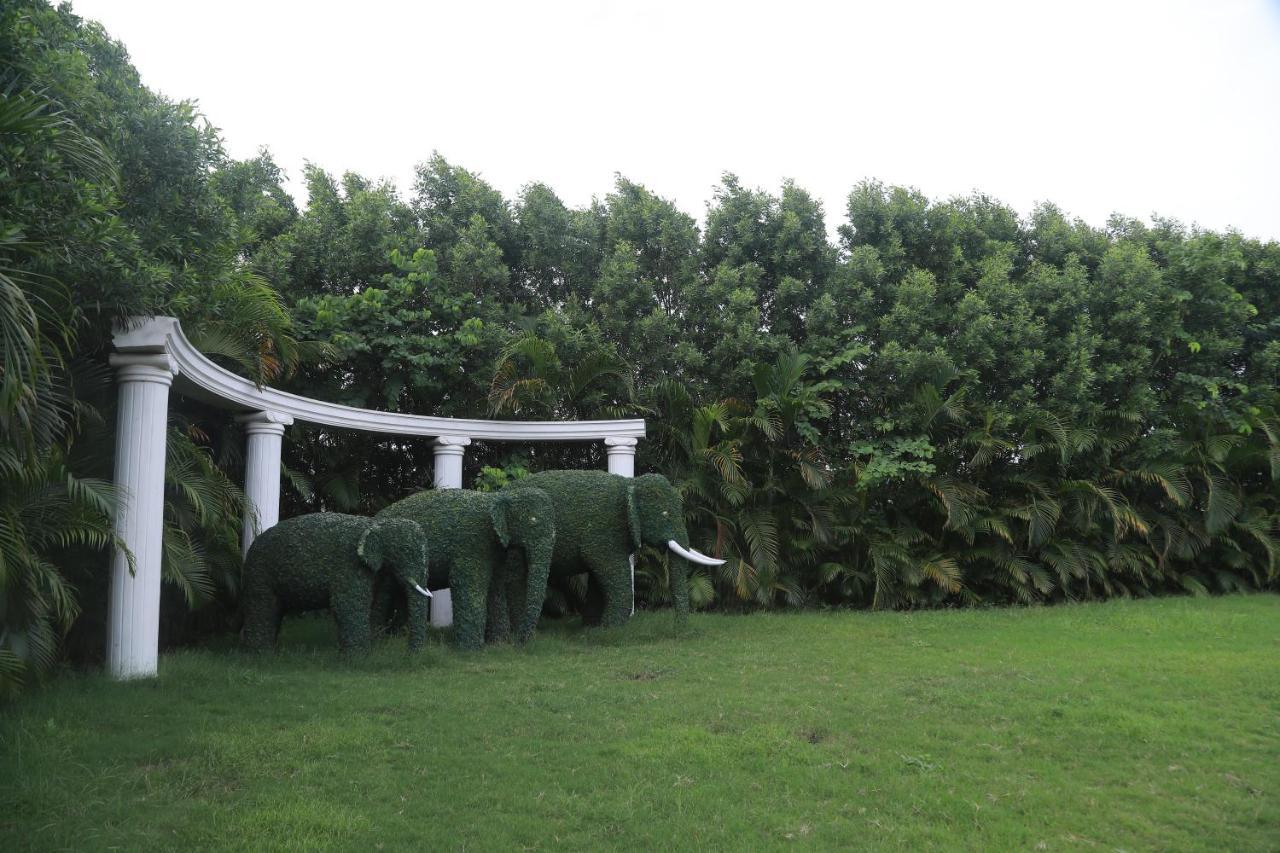 Renuka Hotel&Events -The Orange Flag, Phulambri, Aurangabad Ganori Bagian luar foto