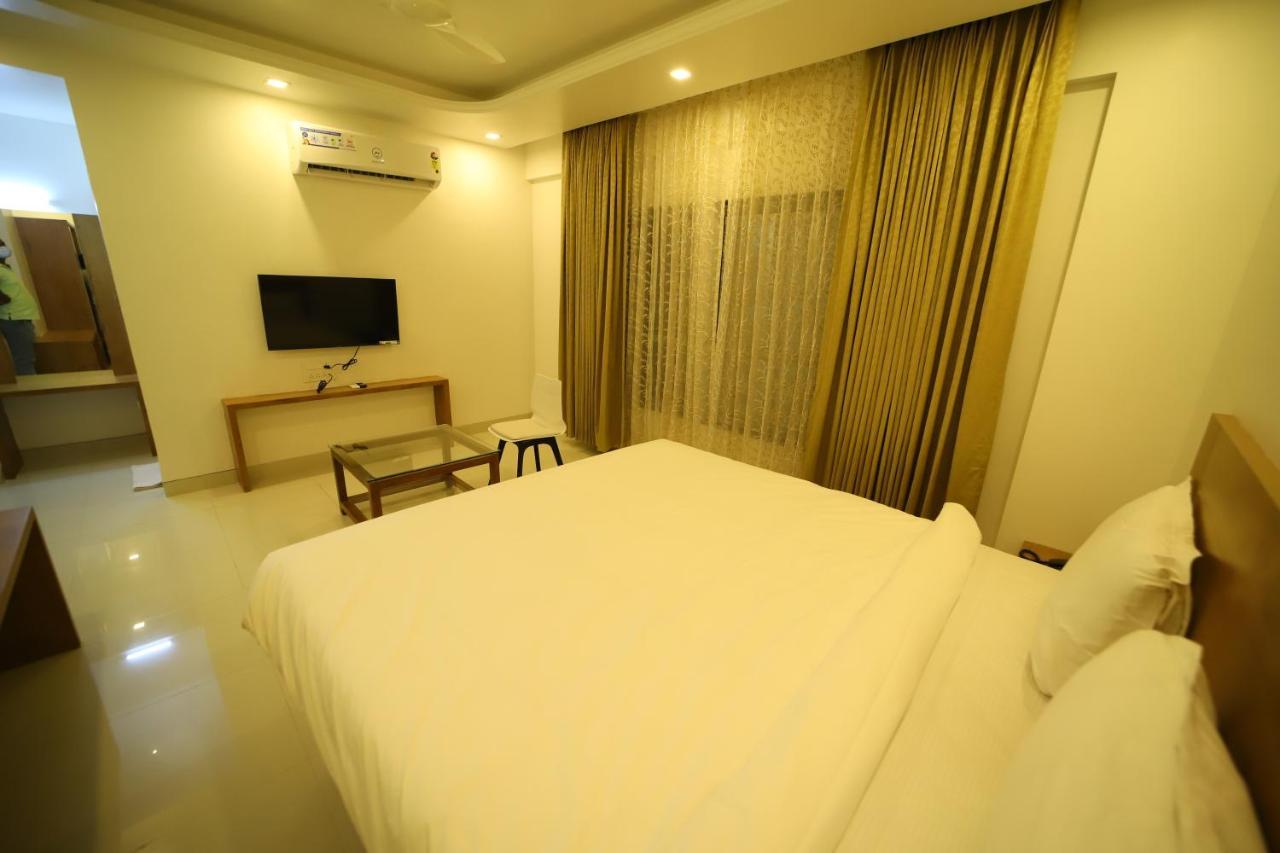 Renuka Hotel&Events -The Orange Flag, Phulambri, Aurangabad Ganori Bagian luar foto