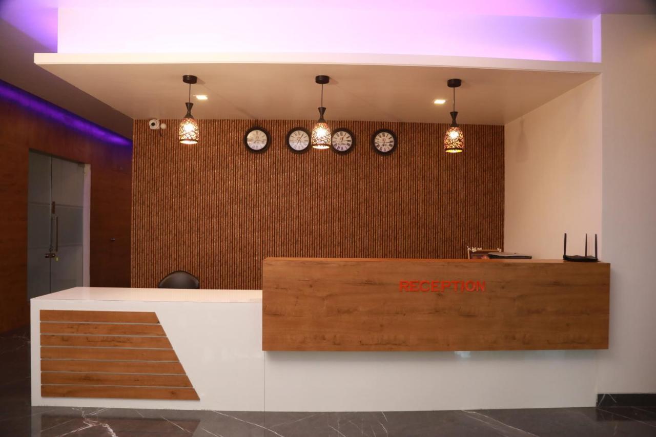 Renuka Hotel&Events -The Orange Flag, Phulambri, Aurangabad Ganori Bagian luar foto