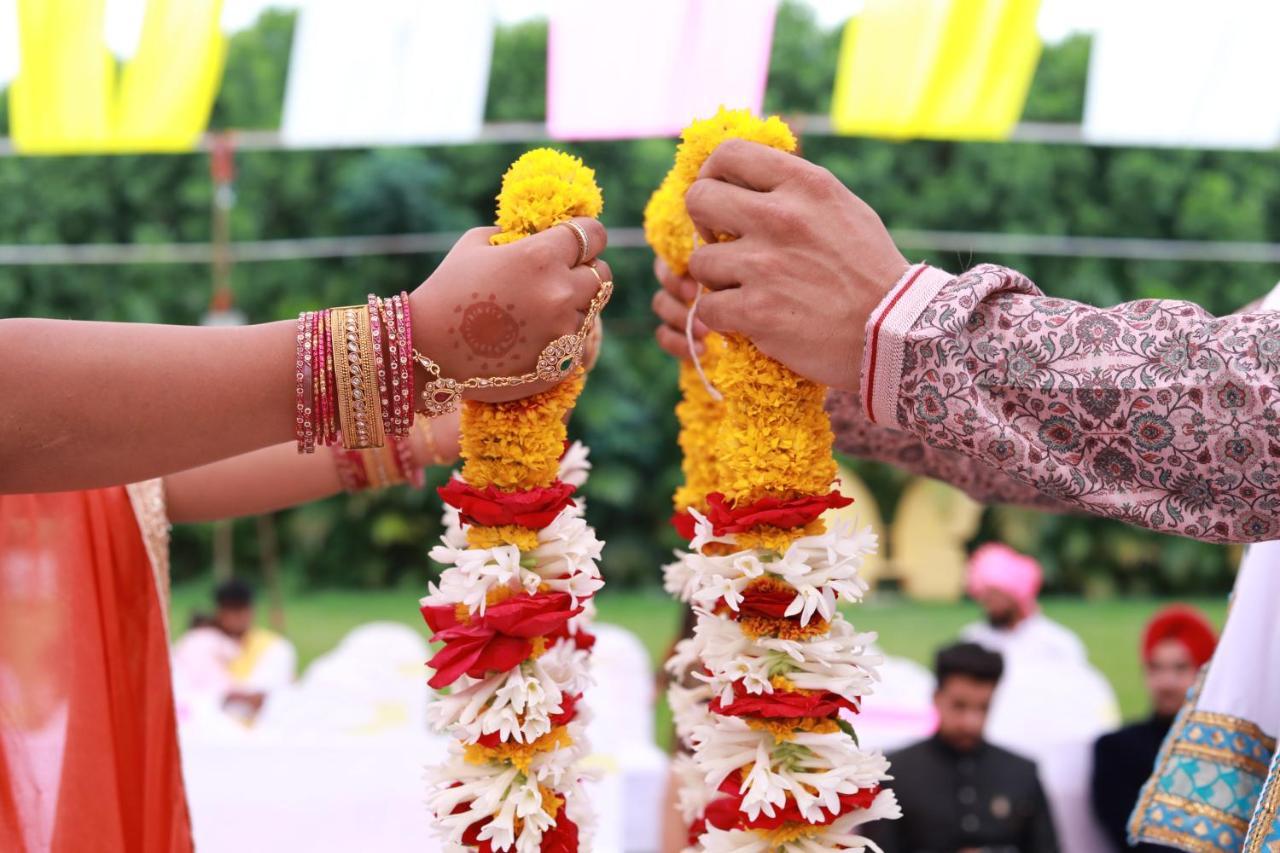 Renuka Hotel&Events -The Orange Flag, Phulambri, Aurangabad Ganori Bagian luar foto