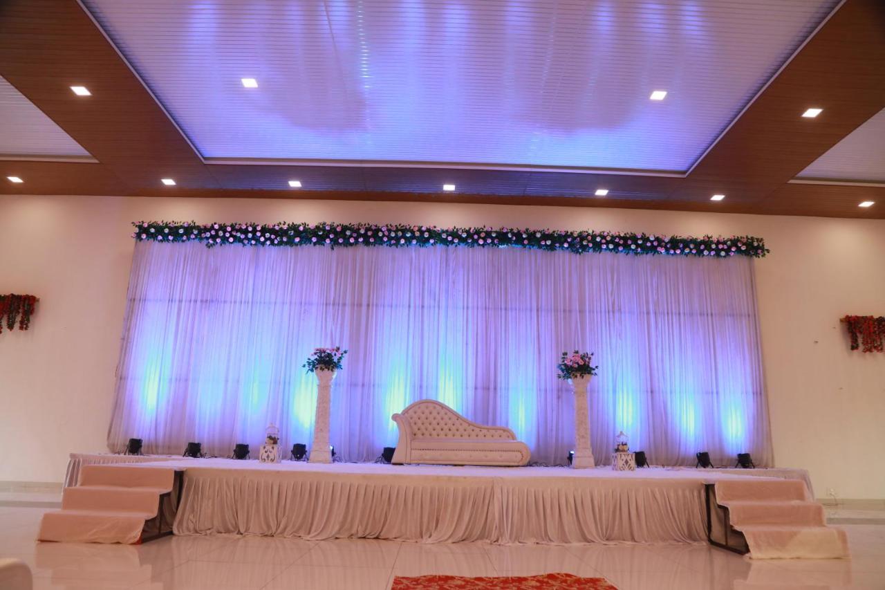 Renuka Hotel&Events -The Orange Flag, Phulambri, Aurangabad Ganori Bagian luar foto